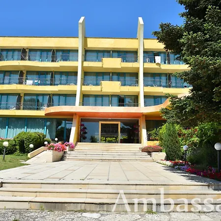 Hotel Ambassador - Free Parking-3